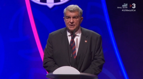 世體：拉波爾塔在巴薩125周年演講時多次情緒激動，一度潸然淚下