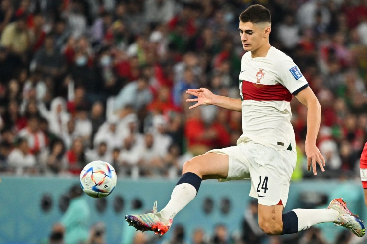 切卡里尼：尤文冬季想租借+優(yōu)先買斷A-席爾瓦，希望留住D-路易斯