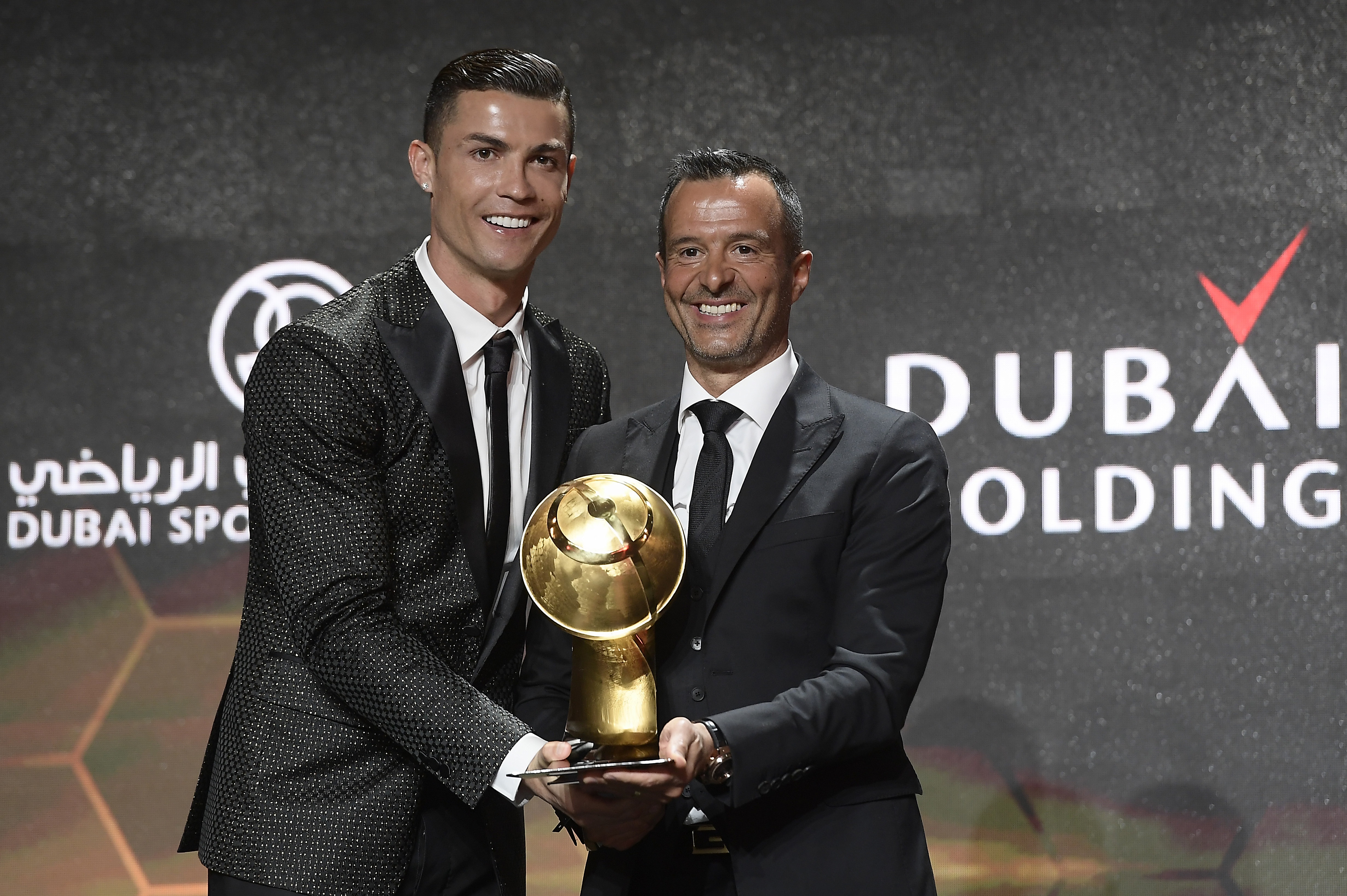 門(mén)德斯：C羅是足球史上最佳球員，亞馬爾將會(huì)不止一次獲得金球獎(jiǎng)