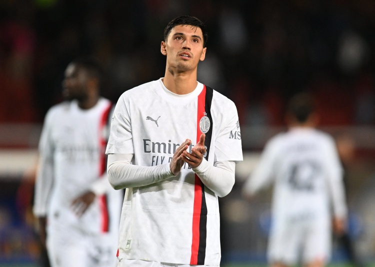 隆戈：米蘭有信心續(xù)約賴因德斯，能以350萬(wàn)歐年薪達(dá)成協(xié)議