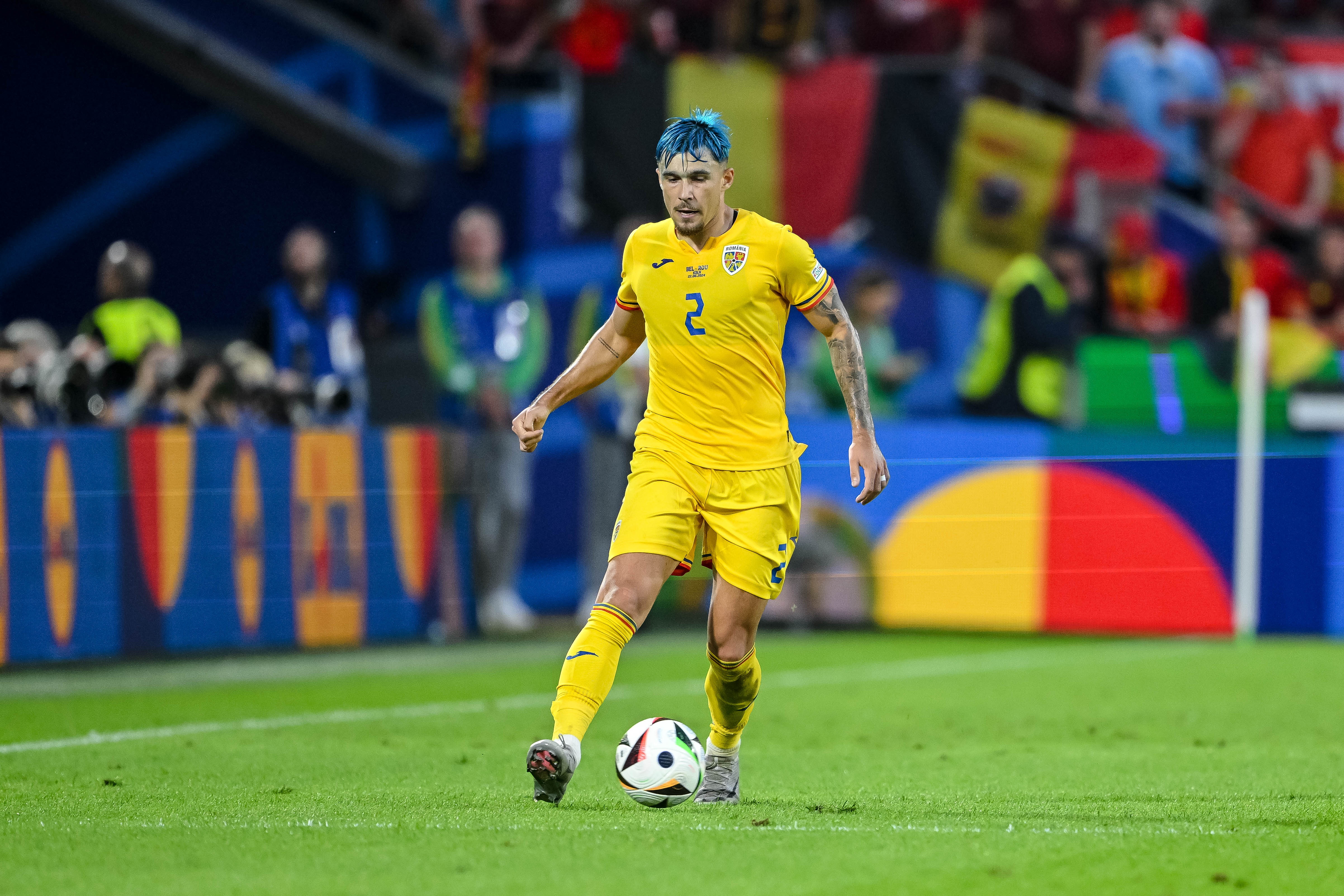 世體：巴薩有意巴列卡諾后衛(wèi)拉提烏，球員和佩德里同用一個(gè)經(jīng)紀(jì)人