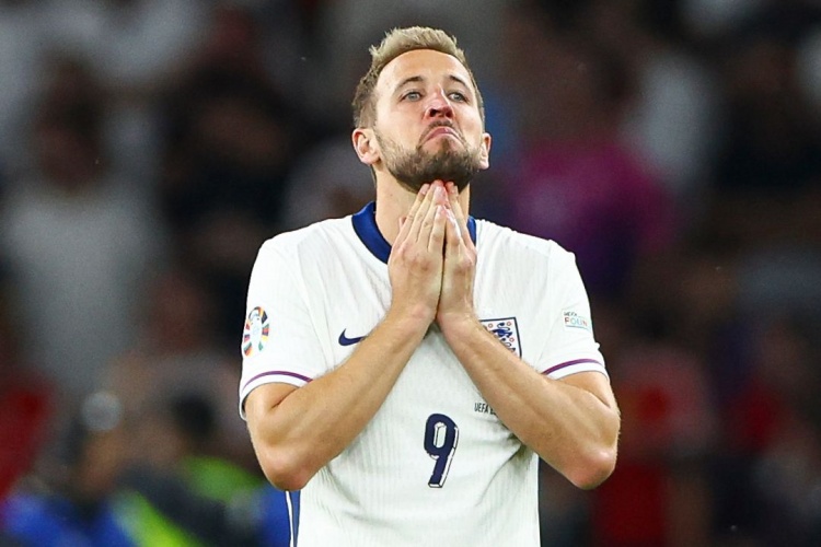 賴特：凱恩的言論讓我非常的吃驚，對(duì)他的這種表態(tài)感到失望