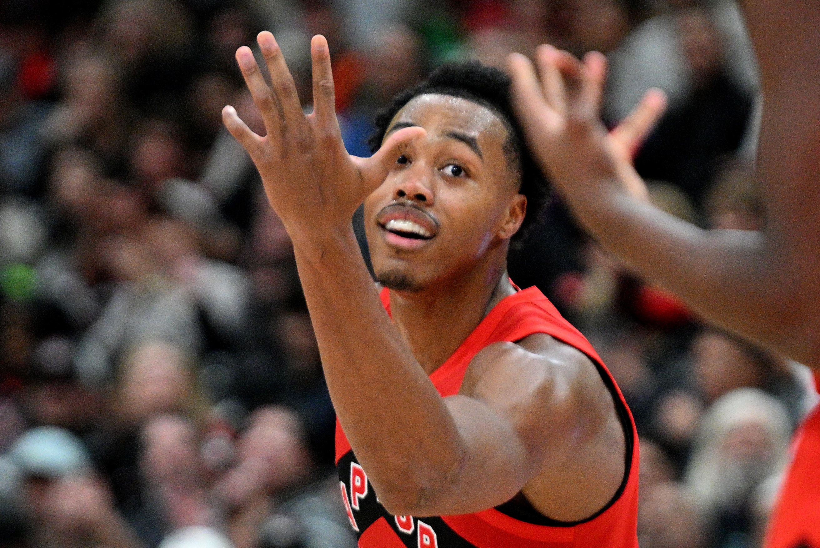 巴恩斯談猛龍隊氛圍：我們的化學(xué)反應(yīng)太棒了 彼此之間非常信任