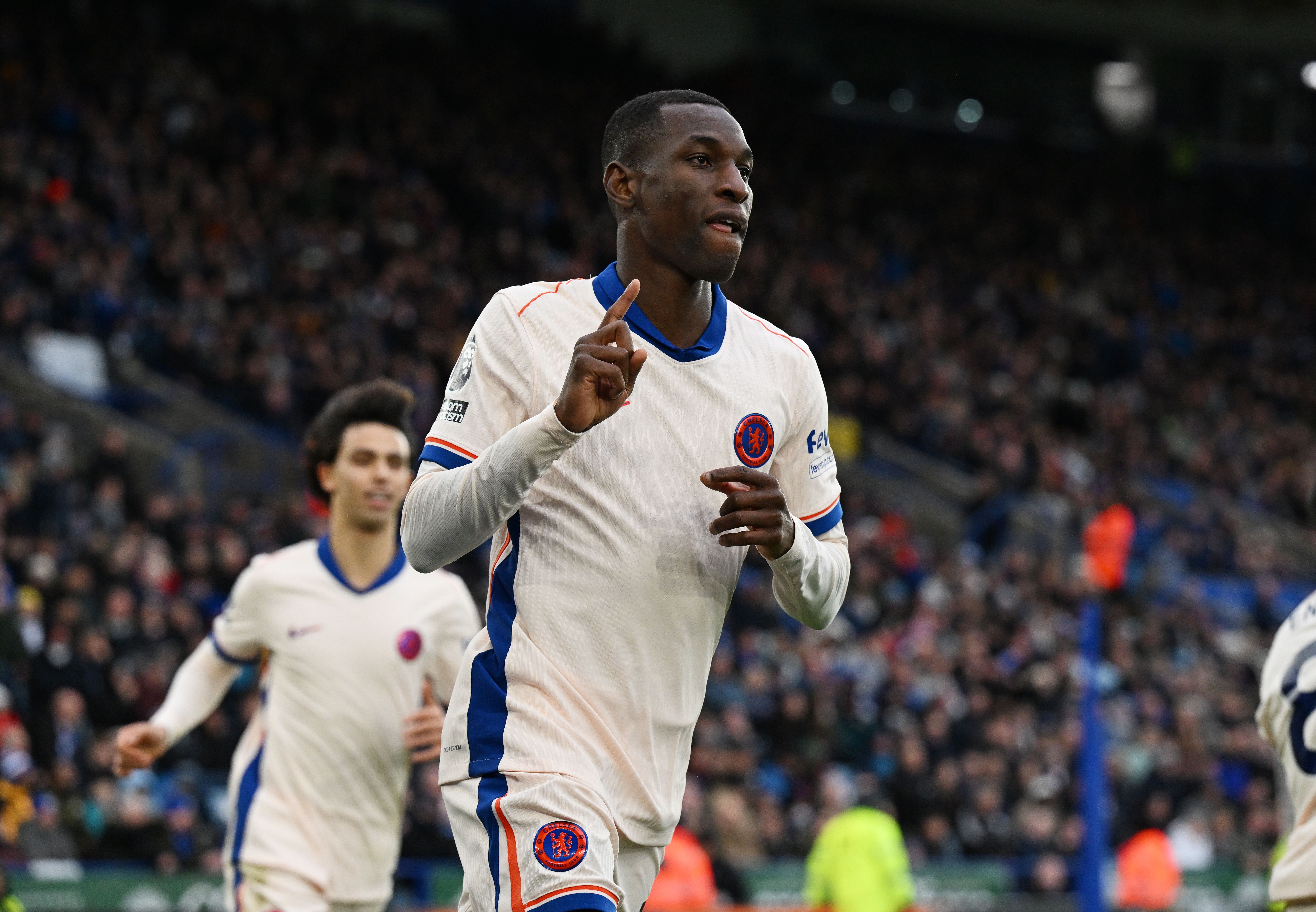 藍(lán)軍隊(duì)史前50場(chǎng)英超進(jìn)球榜：哈塞爾巴因克34球居首，杰克遜第三