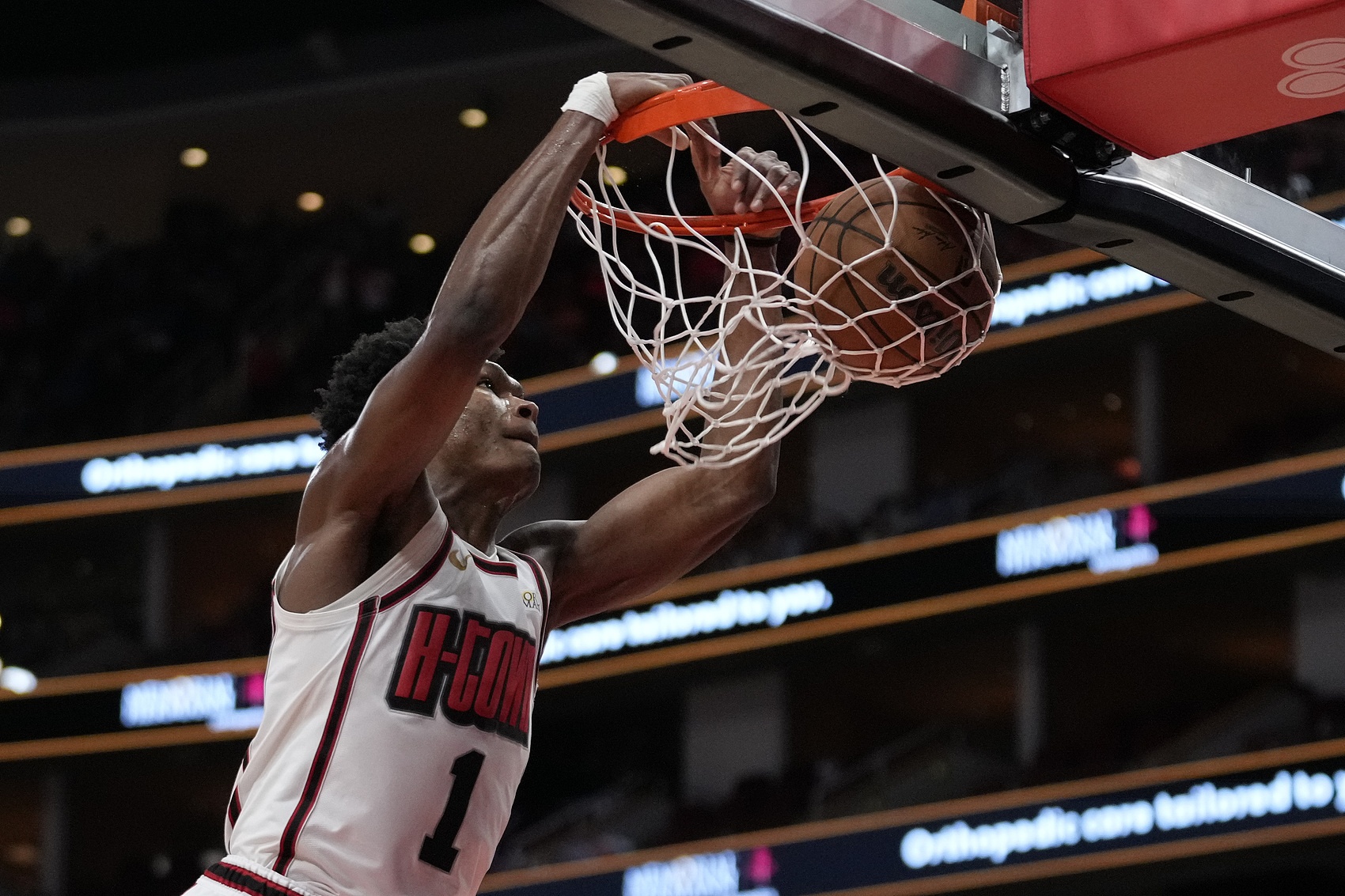 核心已在陣中！阿門過去4場場均15.8分9.8板2.8斷2帽</p></div>
                <div   id=