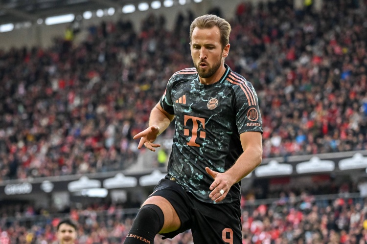 舊將：曼聯(lián)錯(cuò)過(guò)凱恩太可惜，齊爾克澤非中鋒&霍伊倫必須更狡猾